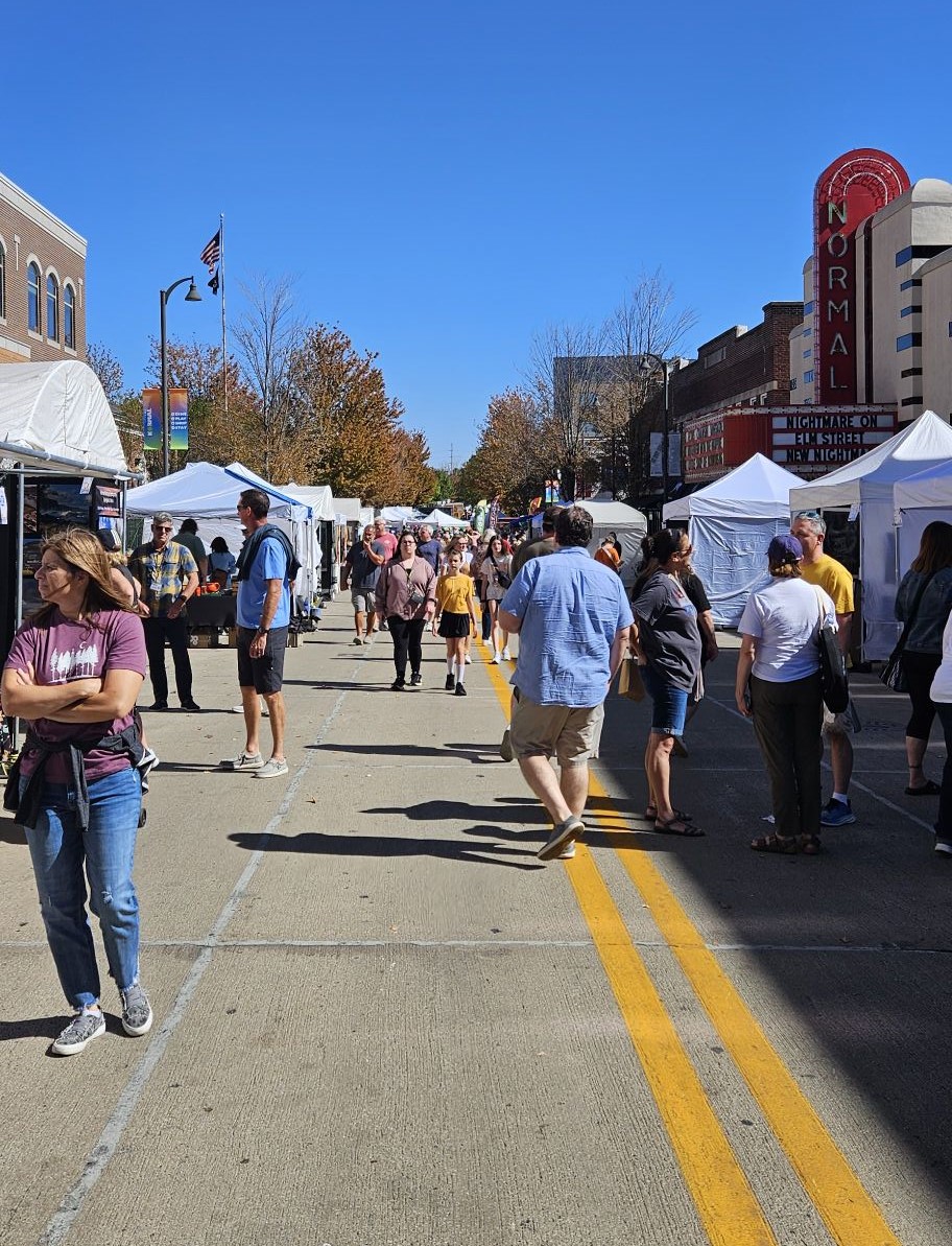 Challenges in Art Shows: A Year of Low Sales